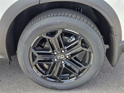 New 2026 INFINITI QX60 Sport image 10