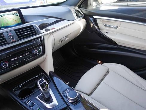 Used 2017 BMW 330i xDrive 330i xDrive image 21