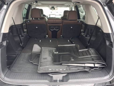 Used 2025 Honda Pilot Elite image 20