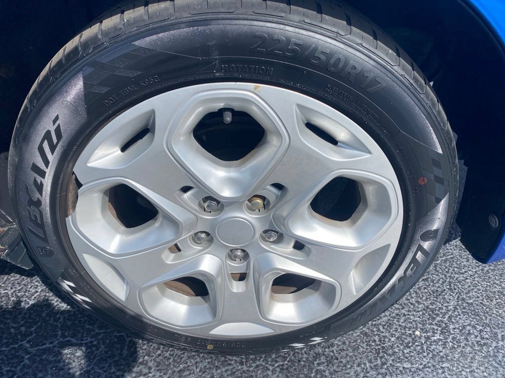 Used 2011 Ford Fusion SE FWD image 20