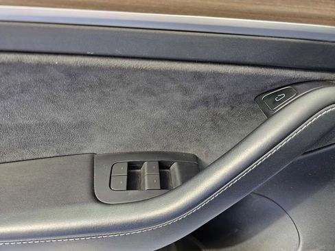 Used 2023 Tesla Model 3 Standard Range RWD image 13