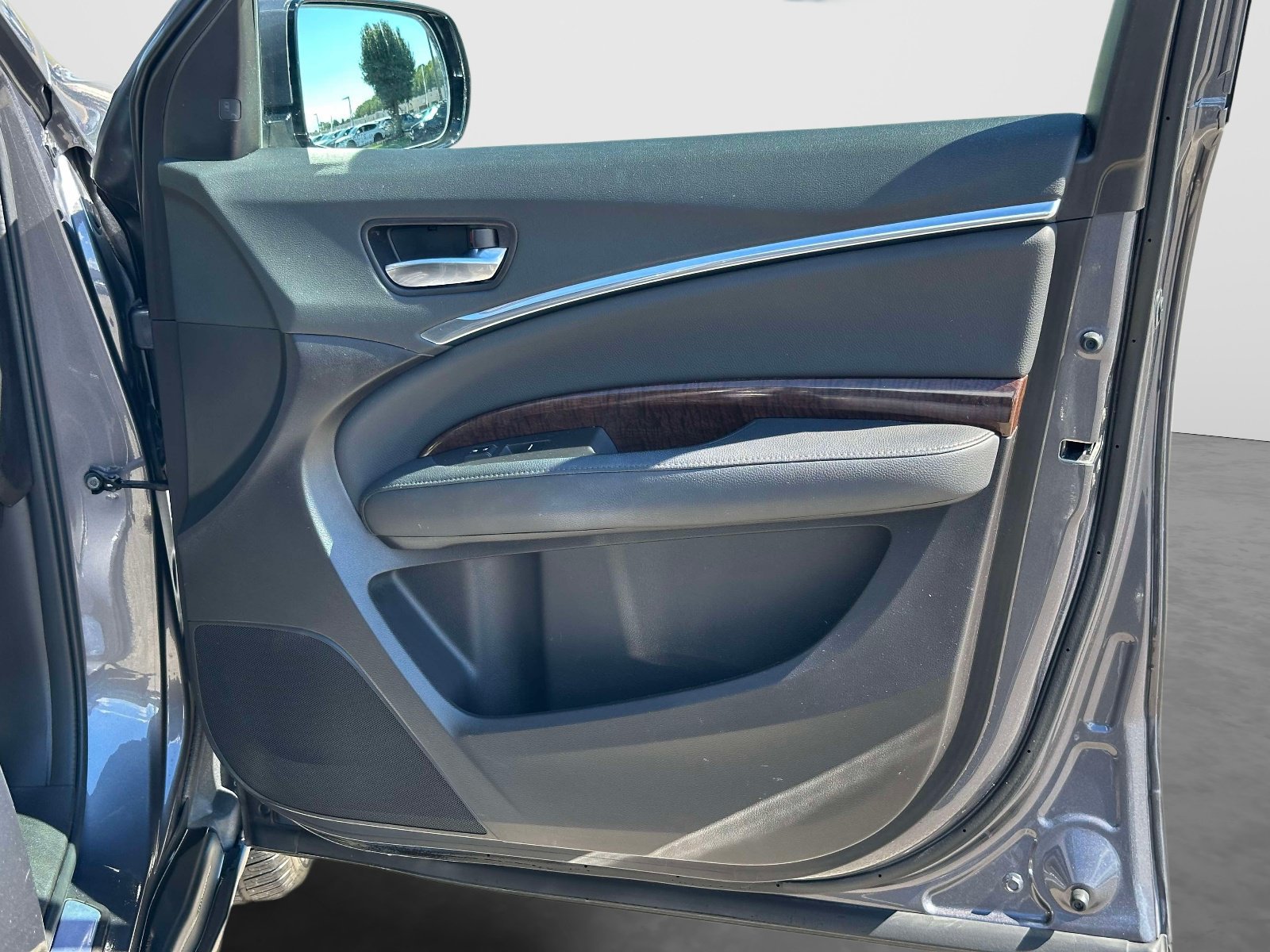 Used 2018 Acura MDX w/ Technology Package AWD/4WD image 9