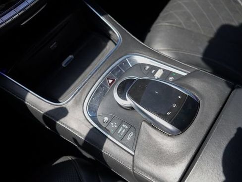 Used 2015 Mercedes-Benz S 550 Sedan w/ Premium 1 Package image 33