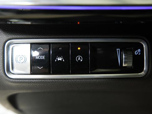 Used 2024 Buick Envision Preferred AWD/4WD image 30