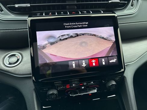 New 2025 Jeep Grand Cherokee L Limited w/ Luxury Tech Group II AWD/4WD image 18
