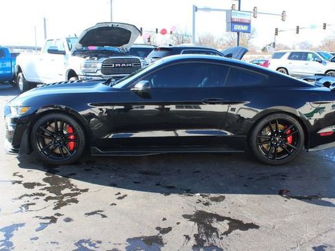 Used 2020 Ford Mustang Shelby GT500 w/ Technology Package image 7