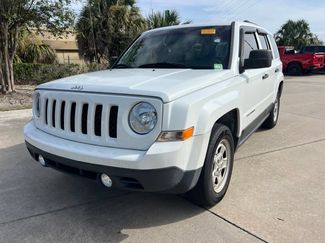 Used 2017 Jeep Patriot Sport FWD video 1