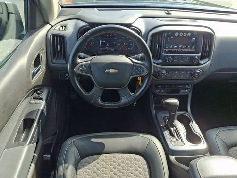 Used 2017 Chevrolet Colorado Z71 AWD/4WD image 11
