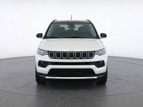 Used 2025 Jeep Compass Limited image 2