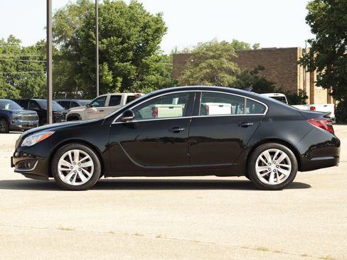 Used 2016 Buick Regal Premium FWD image 4