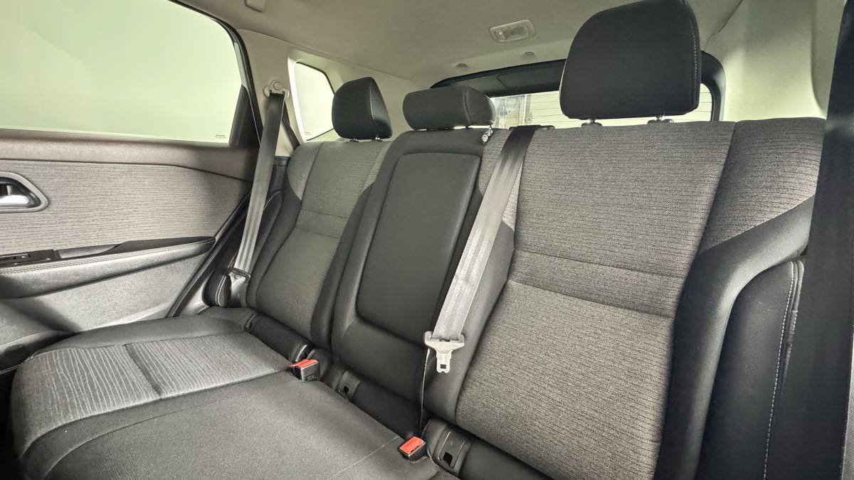 Used 2021 Nissan Rogue SV AWD/4WD image 30
