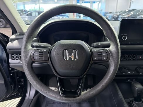 Used 2023 Honda Accord LX image 25