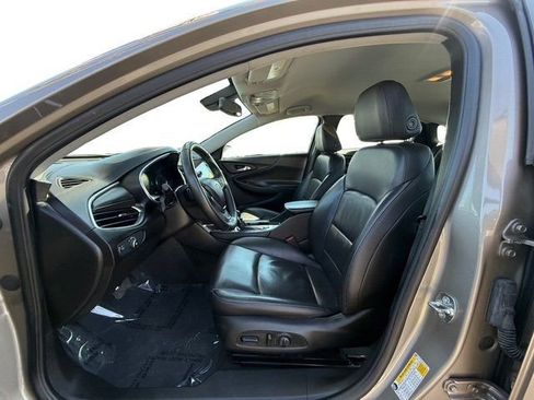 Used 2024 Chevrolet Malibu LT image 11