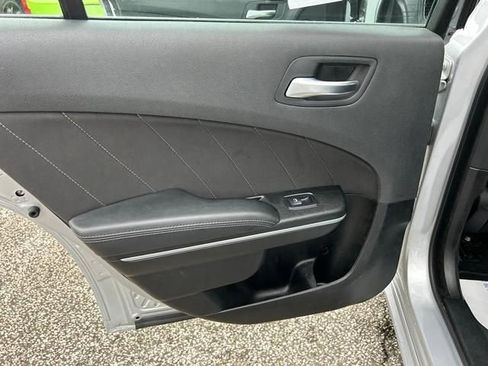 Used 2023 Dodge Charger SXT image 13