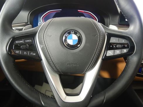 Certified 2023 BMW 530i w/ Premium Package image 17