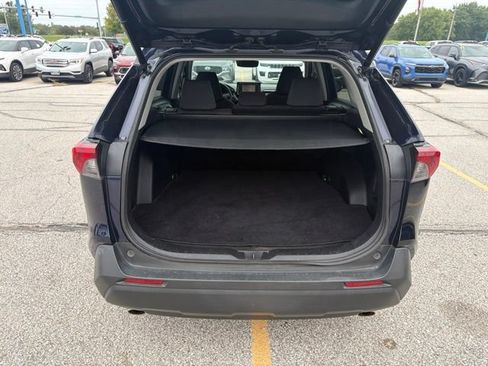 Used 2022 Toyota RAV4 XLE w/ Convenience Package AWD/4WD image 15