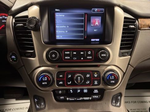 Used 2015 GMC Yukon Denali w/ Touring Package AWD/4WD image 18