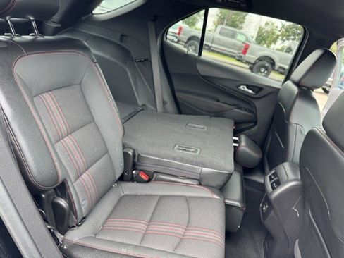 Used 2024 Chevrolet Equinox RS image 31