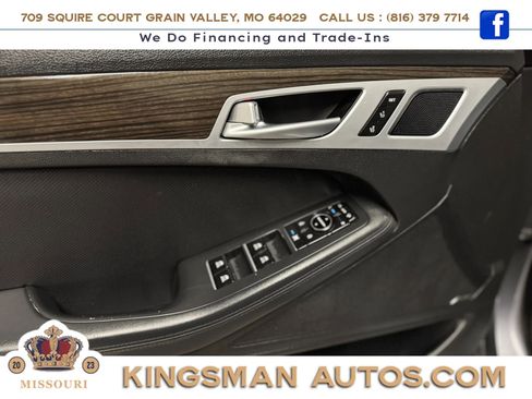 Used 2015 Hyundai Genesis 3.8 w/ Option Group 03 AWD/4WD image 11