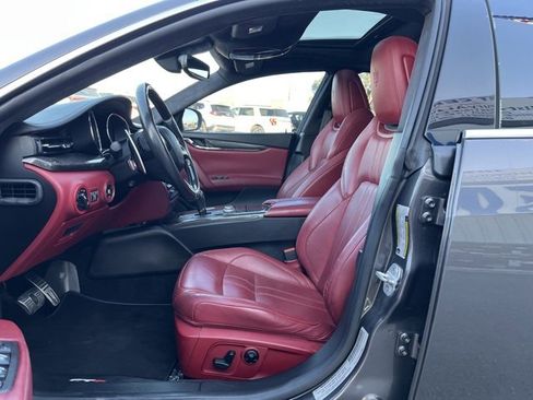 Used 2017 Maserati Quattroporte GTS GranSport image 25