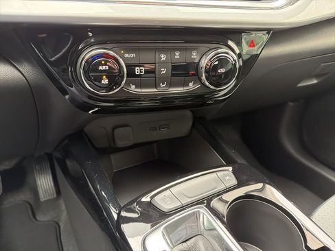 New 2026 Chevrolet Trax LT w/ Driver Confidence Package image 16