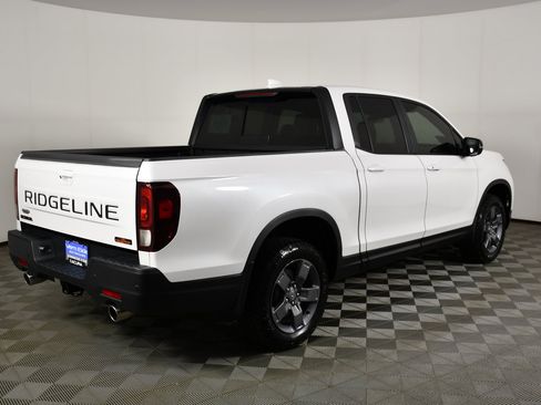 Used 2024 Honda Ridgeline TrailSport image 6