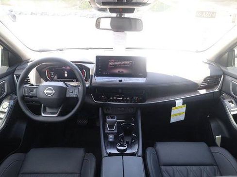 New 2026 Nissan Rogue Platinum w/ Platinum Premium Package AWD/4WD image 7
