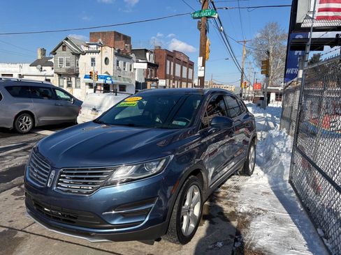 Used 2018 Lincoln MKC Premiere image 9