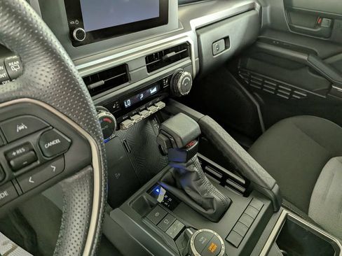 Used 2025 Toyota 4Runner TRD Sport AWD/4WD image 27