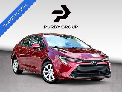 Used 2025 Toyota Corolla LE