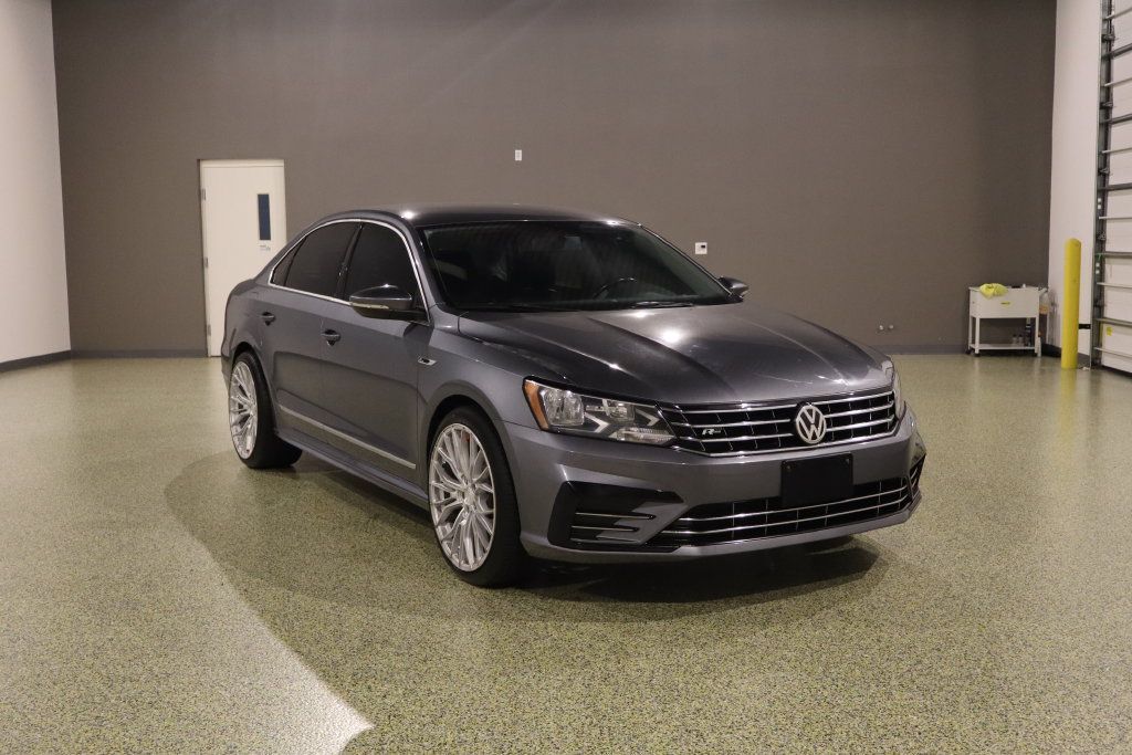 Used 2017 Volkswagen Passat 1.8T R-Line FWD image 1