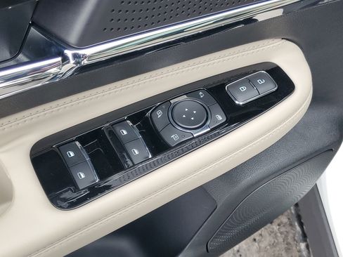 New 2026 Lincoln Corsair Premiere image 10