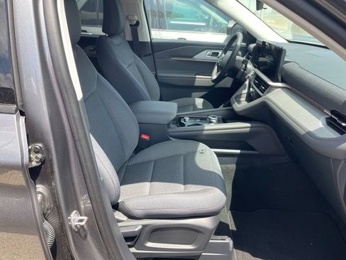 New 2026 Ford Explorer Active RWD image 14