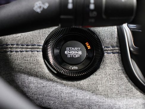 New 2025 Jeep Compass Latitude w/ Convenience Group image 19