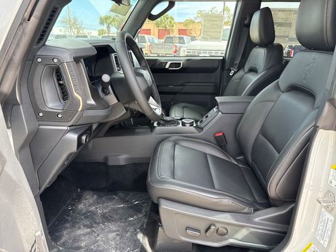 New 2026 Ford Bronco Badlands image 20