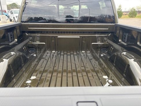 Used 2025 Ford F150 Raptor image 7