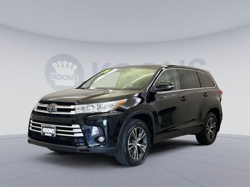 Used 2019 Toyota Highlander Plus image 1