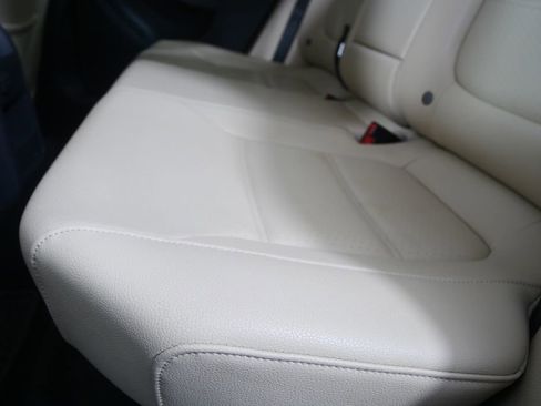 Used 2017 Volkswagen Jetta SE image 14