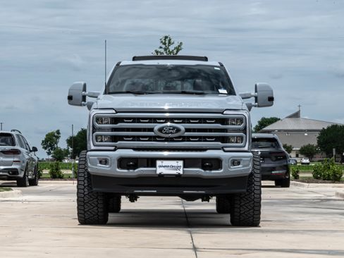 Used 2025 Ford F250 King Ranch w/ Chrome Package AWD/4WD image 3