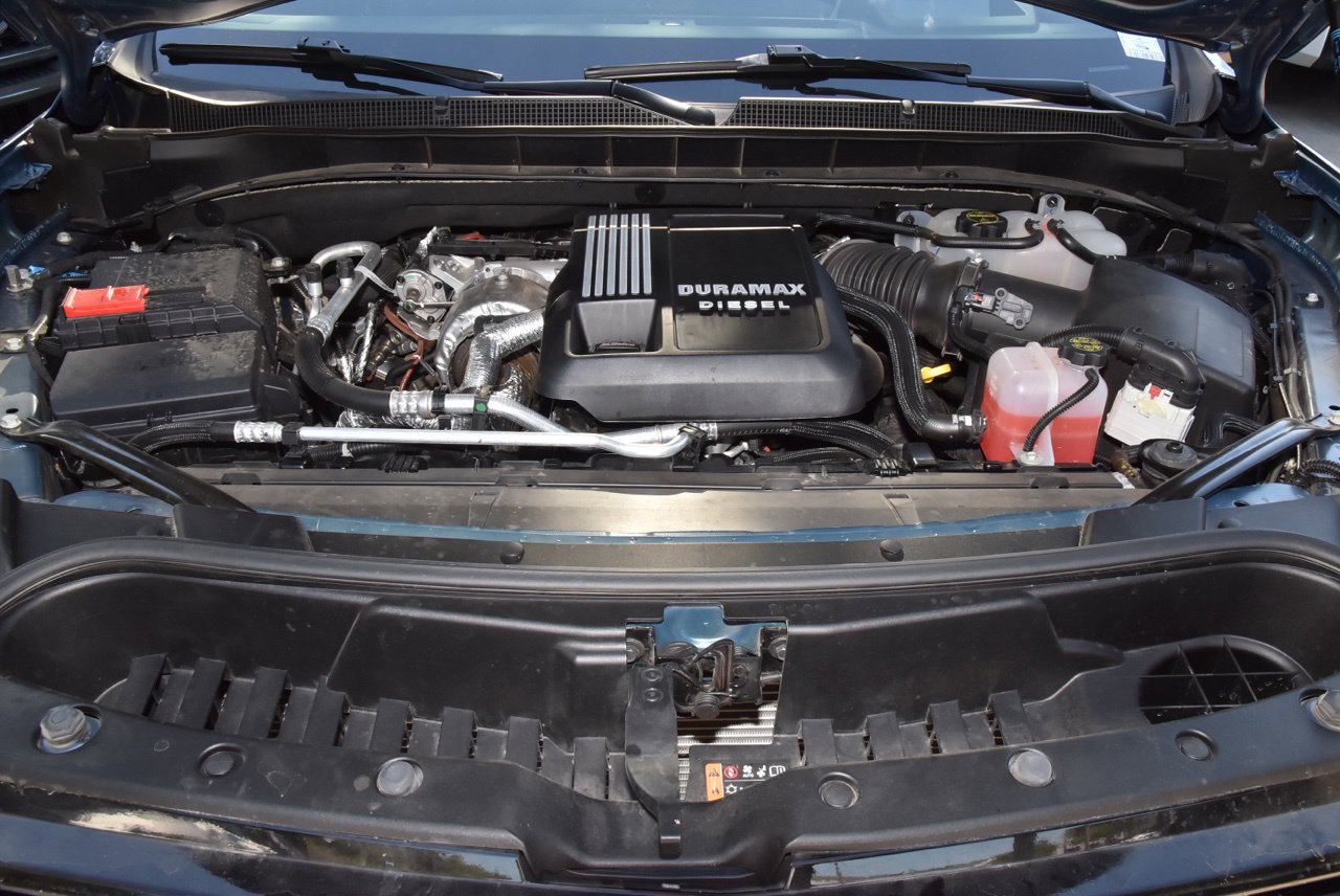 Used 2026 Chevrolet Suburban Premier RWD image 44