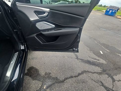 Used 2025 Acura RDX SH-AWD w/ Technology Package image 32