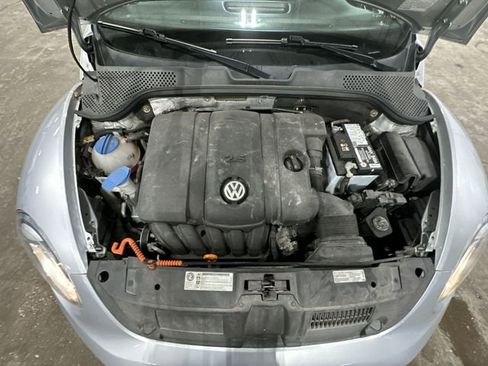 Used 2013 Volkswagen Beetle 2.5 image 21
