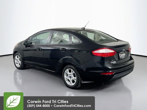Used 2016 Ford Fiesta SE w/ Cold Weather Package FWD image 11