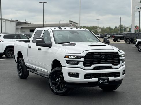 New 2026 RAM 2500 Tradesman AWD/4WD image 4