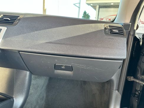 Used 2013 Volvo C70 T5 image 42