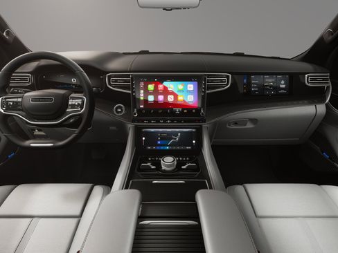 New 2026 Jeep Grand Wagoneer Summit AWD/4WD image 6