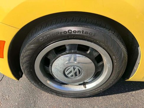 Used 2012 Volkswagen Beetle 2.5 image 20