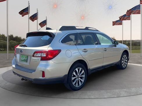 Used 2016 Subaru Outback 3.6R Limited AWD/4WD image 7