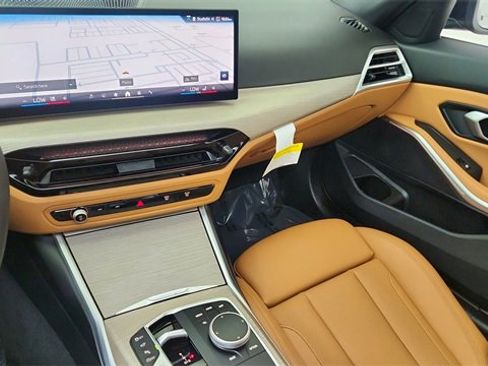 Used 2025 BMW 330i xDrive Sedan image 43