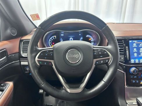 Used 2021 Jeep Grand Cherokee Overland image 9